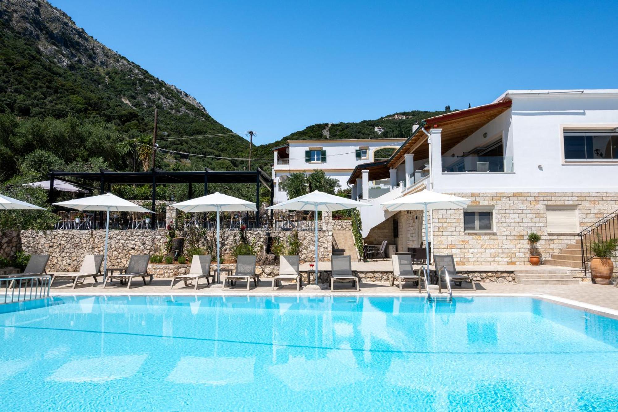 Crystal Blue Hotel, Barbati Exterior foto