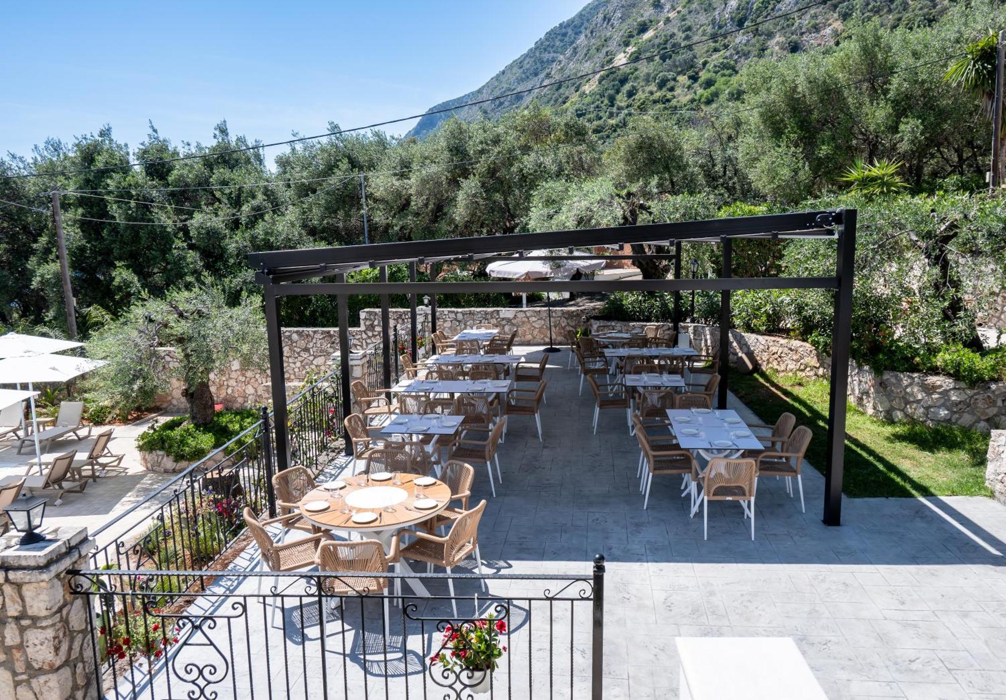 Crystal Blue Hotel, Barbati Exterior foto