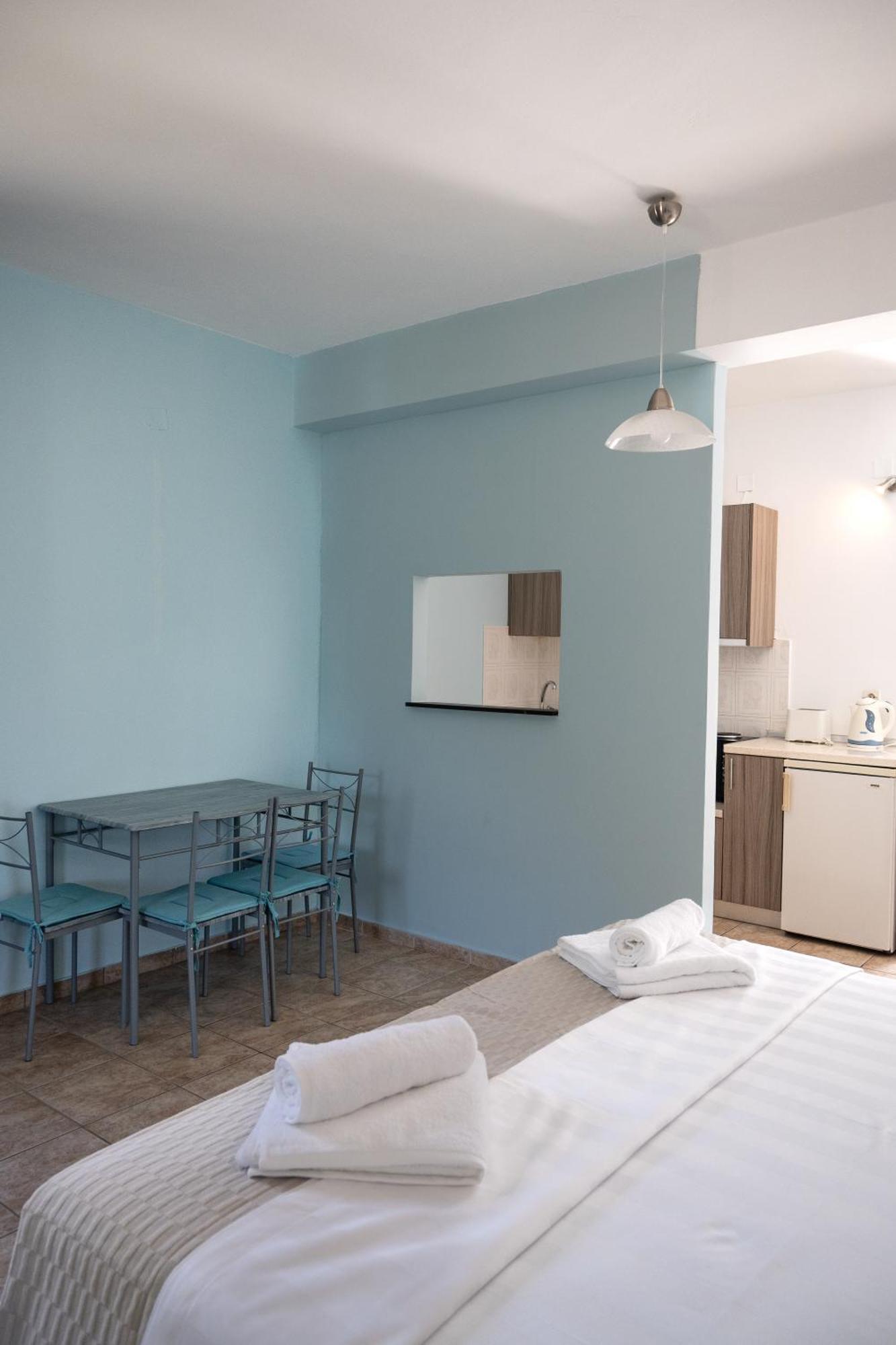 Crystal Blue Hotel, Barbati Exterior foto